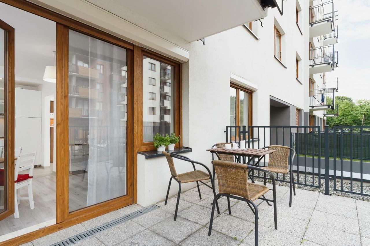 Claro Ii By Renters Krakov